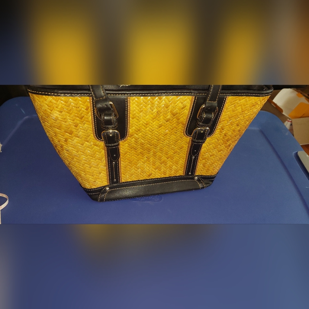 Vintage Aigner Woven Straw Tan and Black Women's Handbag Smoke free Home - Picture 8 of 9